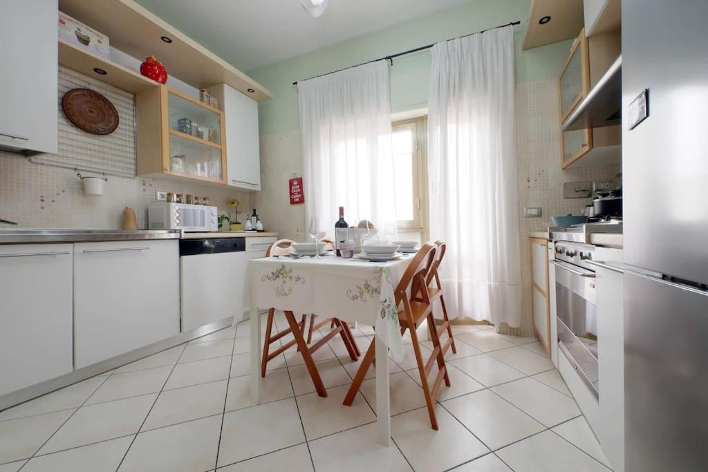 Relax Rome: Balcony Flat Near Gemelli Station Apartment Exterior photo