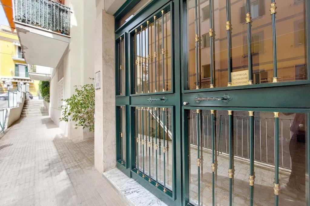 Relax Rome: Balcony Flat Near Gemelli Station Apartment Exterior photo