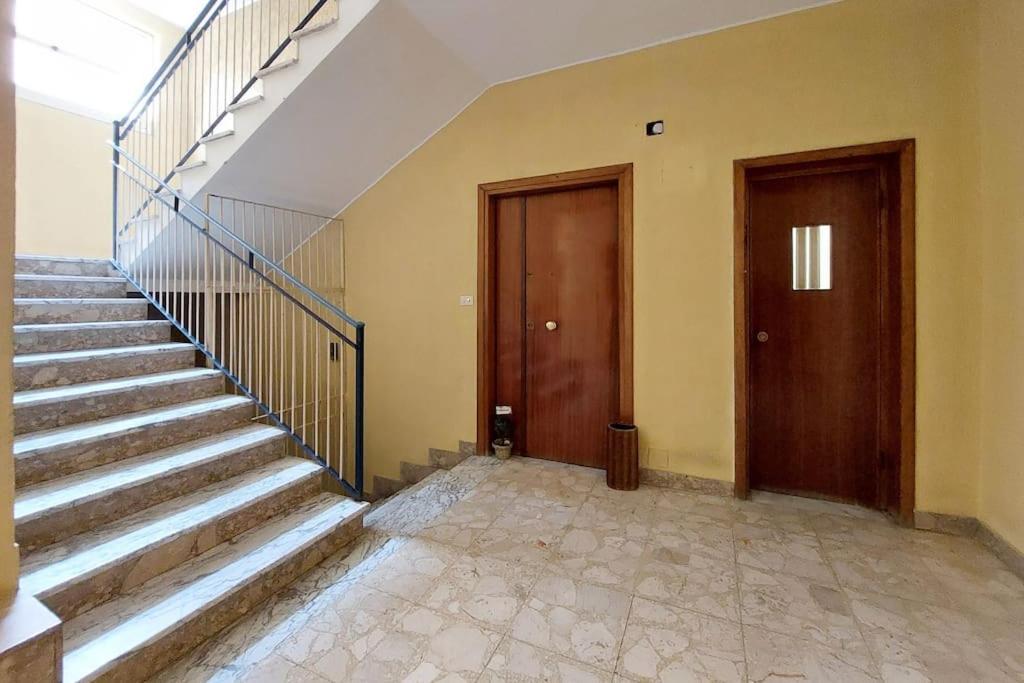 Relax Rome: Balcony Flat Near Gemelli Station Apartment Exterior photo